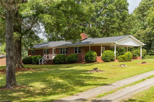 2852 Rural Hall Germanton Road