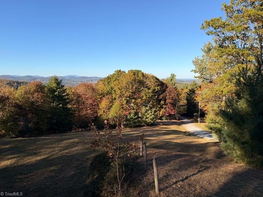 718 Green Mountain Rd, Sparta, NC 28675 | MLS# 1240024