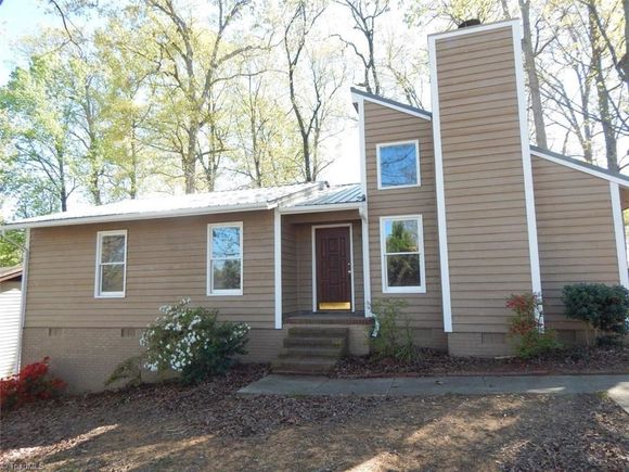 9 Periwinkle Court Greensboro, NC House Sold - Photo 1 of 18. Opens carousel modal