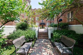 828 N Elm Street Unit D3