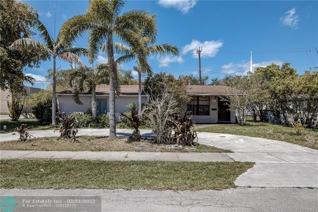 520 SW 15th Ter Delray Beach, FL House Sold - Photo 1 of 31. Opens carousel modal