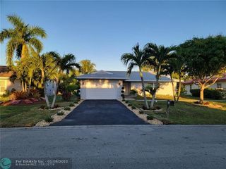 7042 NW 100TH TER