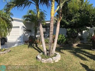 1170 NW 69th Ter