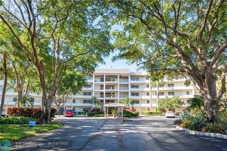 565 Oaks Ln Unit 109