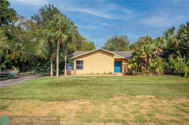 5600 SW 164th Ter Southwest Ranches, FL House Sold - Photo 1 of 50. Opens carousel modal