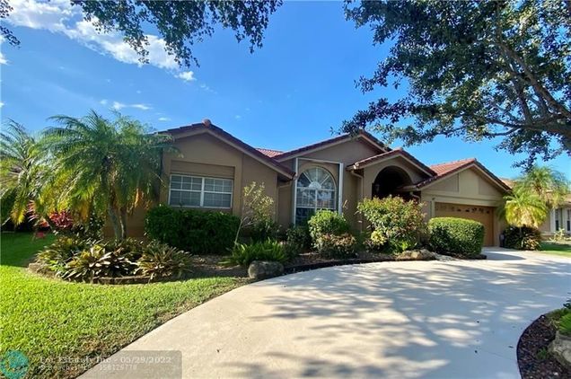 4233 NW 54th St Coconut Creek, FL House Sold - Photo 1 of 45. Opens carousel modal