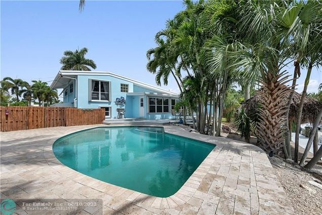 2624 Gulfstream Ln Fort Lauderdale, FL House Sold - Photo 1 of 37. Opens carousel modal