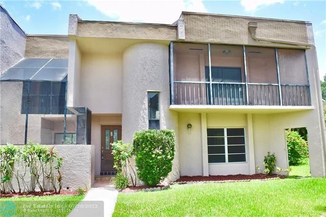 2700 S University Dr Unit 3C Davie, FL Condo Sold - Photo 1 of 32. Opens carousel modal