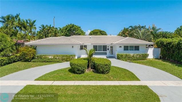 612 NE 24th Ave Pompano Beach, FL House Sold - Photo 1 of 30. Opens carousel modal