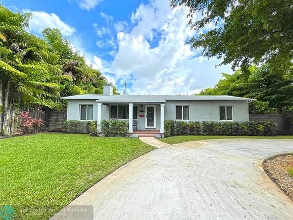 539 NE 25th St Wilton Manors, FL House Sold - Photo 1 of 34. Opens carousel modal