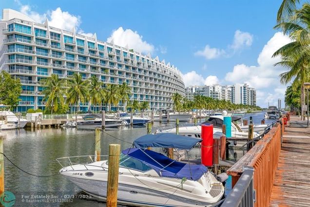 2831 NE 185th St Unit 607 Aventura, FL Condo Active - Photo 1 of 32. Opens carousel modal