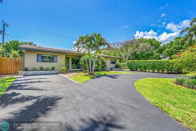 2200 NE 54th St Fort Lauderdale, FL Multifamily Active - Photo 1 of 45. Opens carousel modal