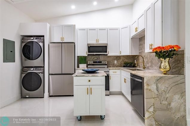 700 NW 47th St Unit 700 Deerfield Beach, FL Condo Sold - Photo 1 of 34. Opens carousel modal