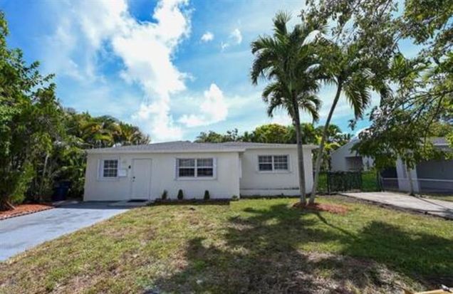 909 SW 7th Ter Unit 909 Hallandale Beach, FL House Active - Photo 1 of 10. Opens carousel modal