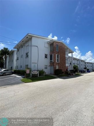 224 Hibiscus Ave Unit 260 Lauderdale By The Sea, FL House Active - Photo 1 of 21. Opens carousel modal