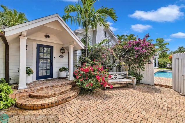 315 NE 14th Ave Fort Lauderdale, FL House Sold - Photo 1 of 41. Opens carousel modal