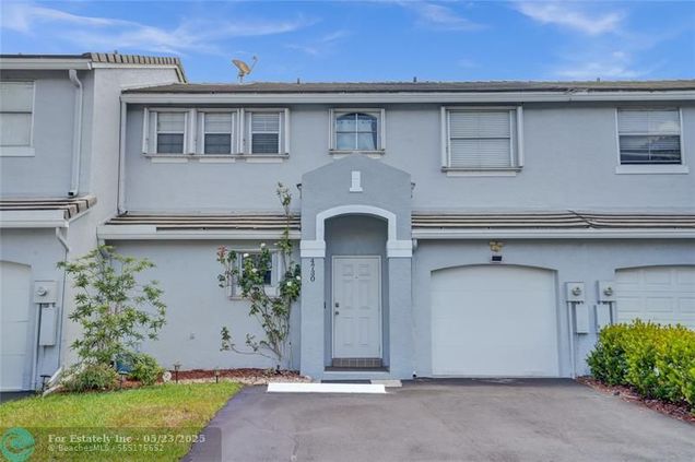 4730 Grapevine Way Unit 4730