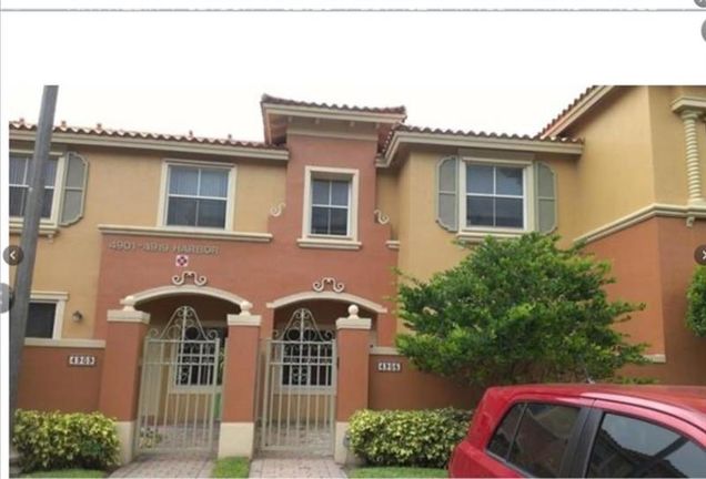 4905 N Harbor Isles Dr Fort Lauderdale, FL House Active - Photo 1 of 8. Opens carousel modal