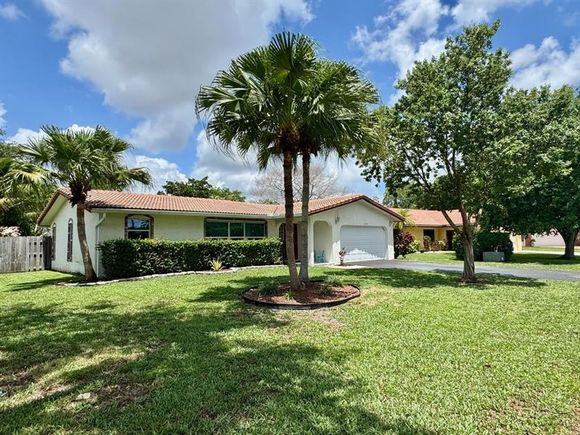 4230 NW 113th Ave