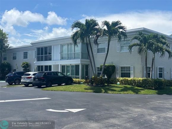 6315 Bay Club Dr Unit 4 Fort Lauderdale, FL House Active - Photo 1 of 8. Opens carousel modal