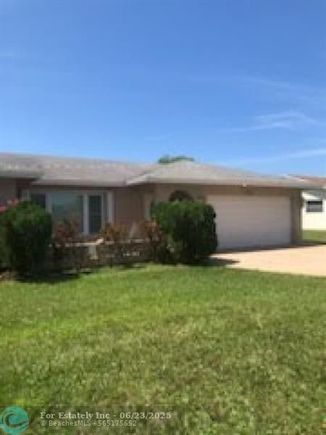 7101 NW 97th Ave Tamarac, FL House Active - Photo 1 of 24. Opens carousel modal