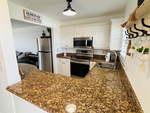 1511 SE 15th Ct Unit 403