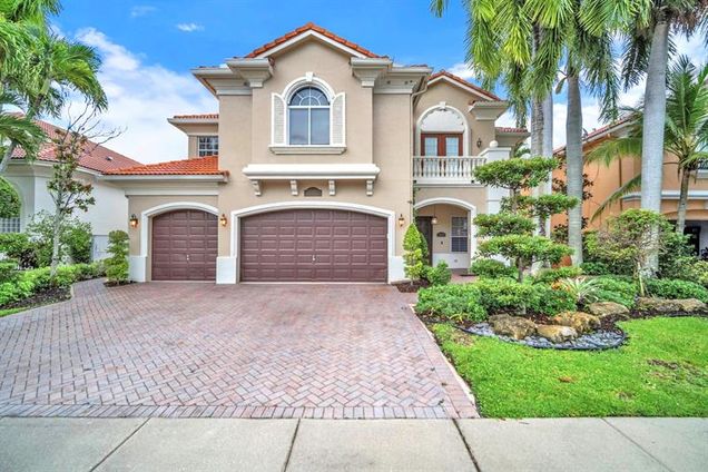 21062 Bella Vista Cir