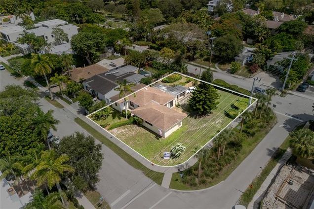 904 SE 11th Ct Fort Lauderdale, FL Land Active - Photo 1 of 10. Opens carousel modal