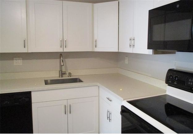 2731 Taft St Unit 201 Hollywood, FL House Active - Photo 1 of 16. Opens carousel modal