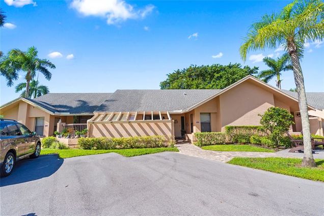 10800 Waterberry Dr Unit 10800 Boca Raton, FL Condo Active - Photo 1 of 25. Opens carousel modal