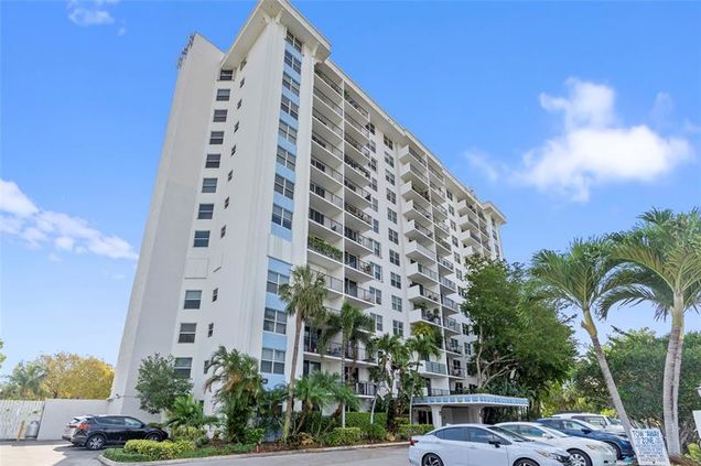 1800 N Andrews Ave Unit 3I