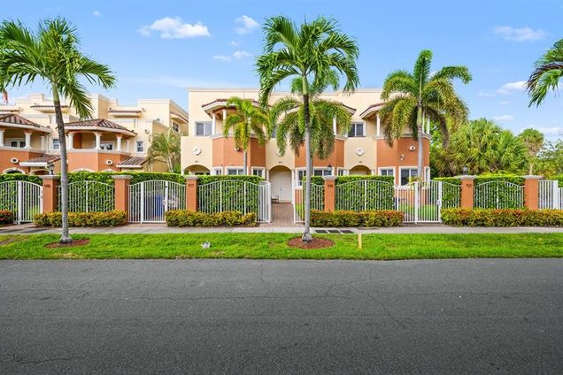 919 NE 17th Way Unit 919 Fort Lauderdale, FL Condo Active - Photo 1 of 28. Opens carousel modal