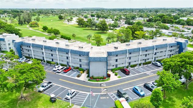 7787 Golf Circle Dr Unit 105