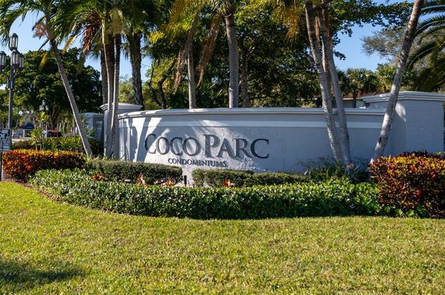 821 Lyons Road Unit 21-204