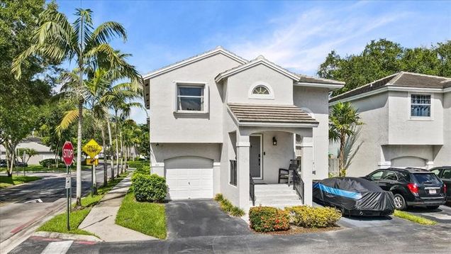 9831 NW 2nd St Plantation, FL House Active - Photo 1 of 32. Opens carousel modal