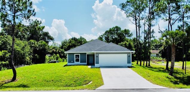 3886 NW 35th Ave