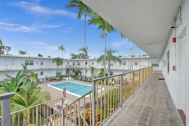 2240 Johnson St Unit 212