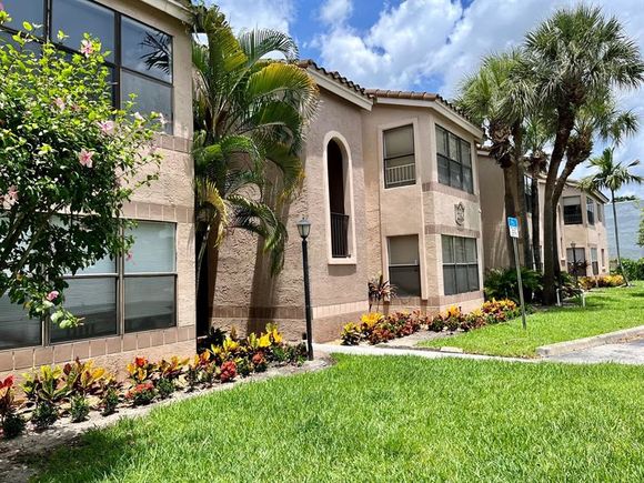 2796 S UNIVERSITY DR Unit 2207