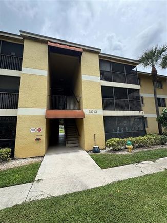 3013 N Oakland Forest Dr Unit 106