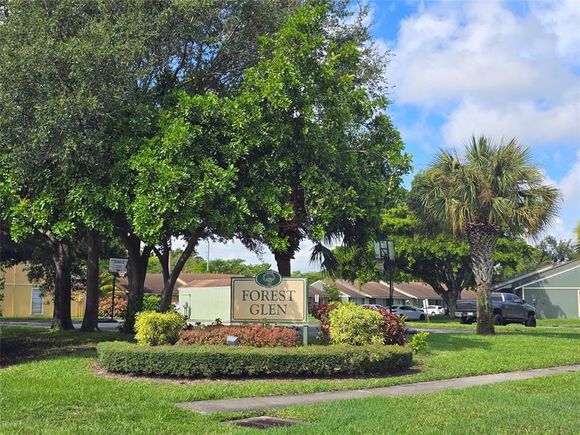 4786 Orleans Ct Unit C West Palm Beach, FL Condo Active - Photo 1 of 27. Opens carousel modal