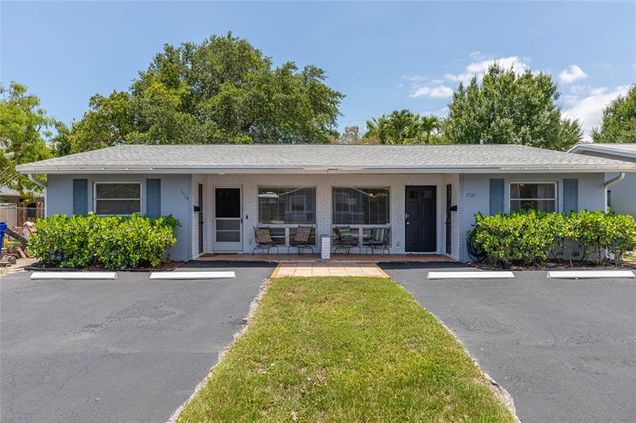 1524 SW 22nd St Fort Lauderdale, FL Multifamily Active - Photo 1 of 17. Opens carousel modal