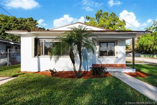 8890 NW 22nd Ct
