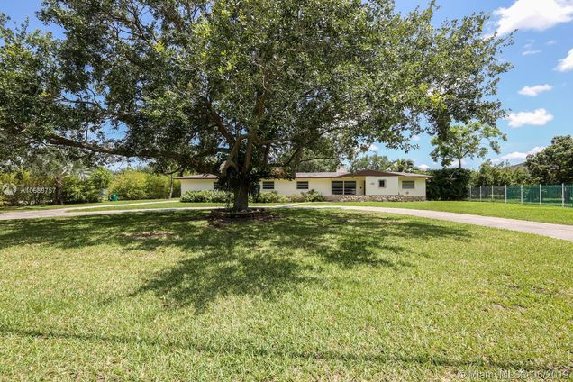 15410 SW 272nd St Homestead, FL House Sold - Photo 1 of 23. Opens carousel modal