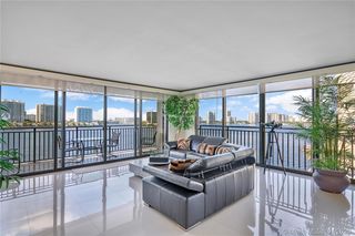 17720 N Bay Rd Unit 8C