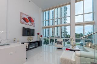 5445 Collins Ave Unit BAY1