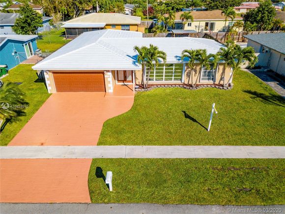 8112 NW 73rd Ter Tamarac, FL House Sold - Photo 1 of 41. Opens carousel modal