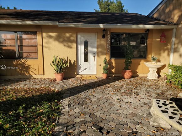 15287 SW 69th Ln Unit 15287 Miami, FL Townhouse Sold - Photo 1 of 18. Opens carousel modal