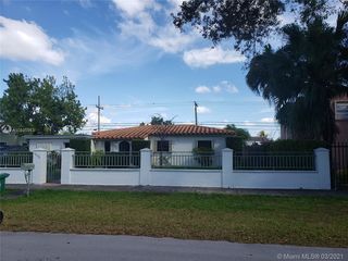 7395 SW 39th St