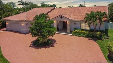 7901 SW 57th Ter