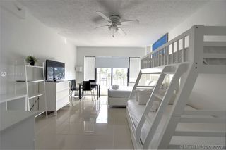 6345 Collins Ave Unit 403